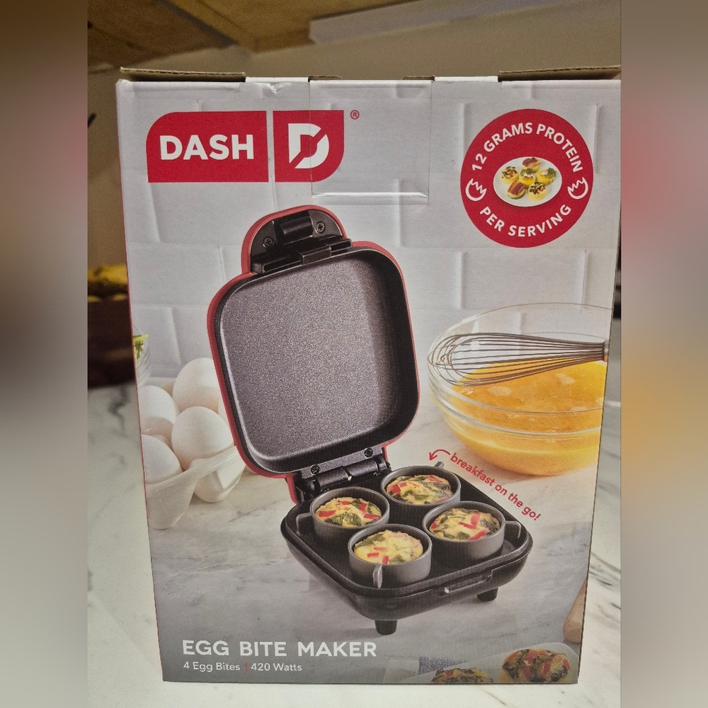 Ash Egg Bite Maker in Vibrant Red